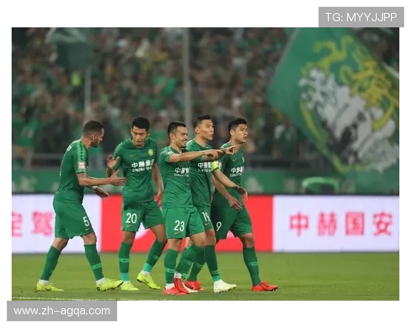 风雨同舟北京中赫国安忠实球迷的助威故事与情感寄托